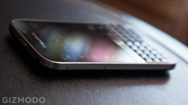 Illustration for article titled BlackBerry Classic Review: Good at Being a BlackBerry, and Not Much Else